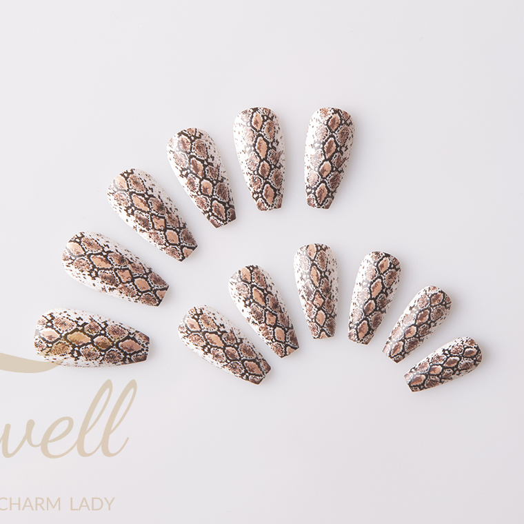 Easywell 28 pieces wholesale OEM designer pressed nails for ladies artificial nails Serpentine false nails